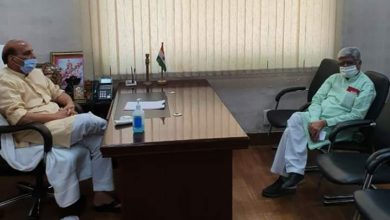 Photo of मँहगाई भत्ता फ़्रीज़ होने से रेल कर्मचारी नाराज़, रक्षामंत्री से DA बहाल करने की मांग !