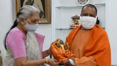 Photo of राज्यपाल आनंदीबेन को सीएम योगी ने जन्मदिन पर दी बधाई
