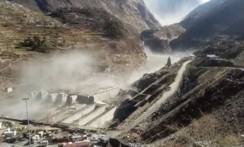 ऋषिगंगा-धौली प्रसंग : उत्तराखंड में आपदाओं का सिलसिला .चमोली आपदा पीड़ितों के लिए शंकाराचार्य ने ज्योतिर्मठ के दरवाज़े खोले