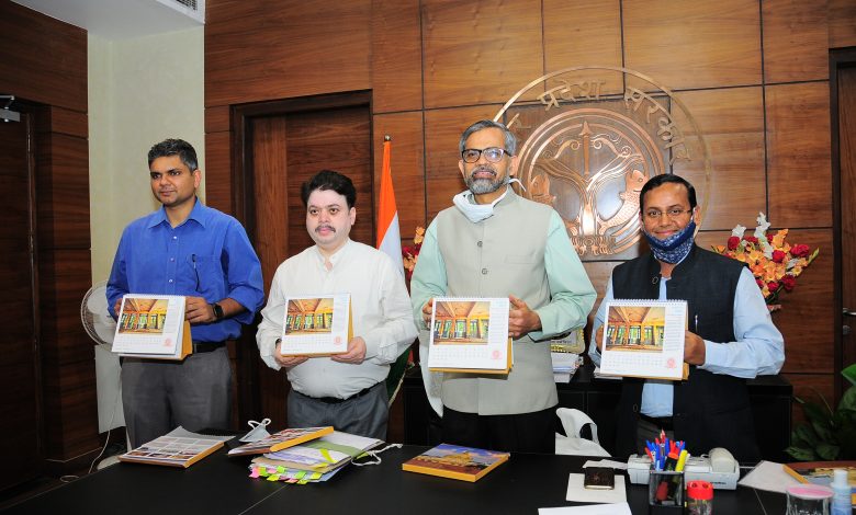 आई 0ए0 एस0 एसोसिएशन ने तैयार किया टेबल कैलेण्डर
