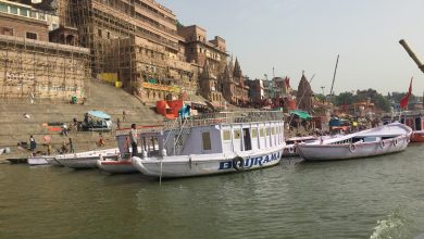 Photo of बनारस में गंगा का अर्ध चंद्राकार स्वरूप नष्ट होने का ख़तरा