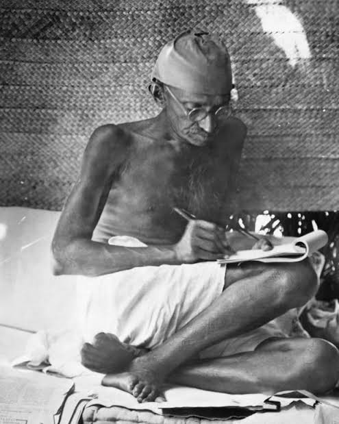 महात्मा गांधी 