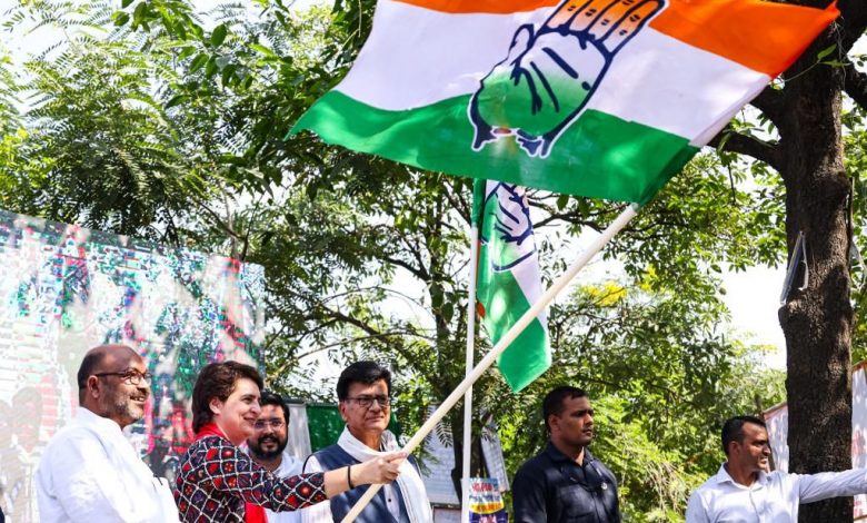 यूपी विधानसभा चुनाव 2022: बाराबंकी से निकली कांग्रेस की प्रतिज्ञा यात्रा, प्रियंका गांधी ने दिखाई हरी झंडी