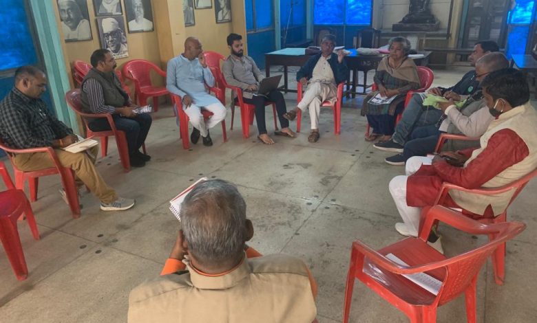 हमारे वोट से समाज की समृद्धि और लोकतंत्र को मजबूती मिलती है