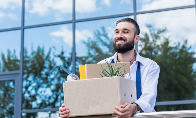 खुश होइए, नौकरी गई या आपने खुद छोड़ी, क्या फर्क पड़ता है...?