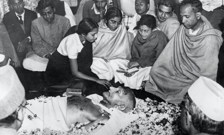 मानवता के प्राण गांधी