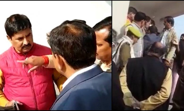 एसआईटी रिपोर्ट पर सवाल किया तो पत्रकार पर झपटे टेनी, दिया धक्का और मीडिया को दी गाली