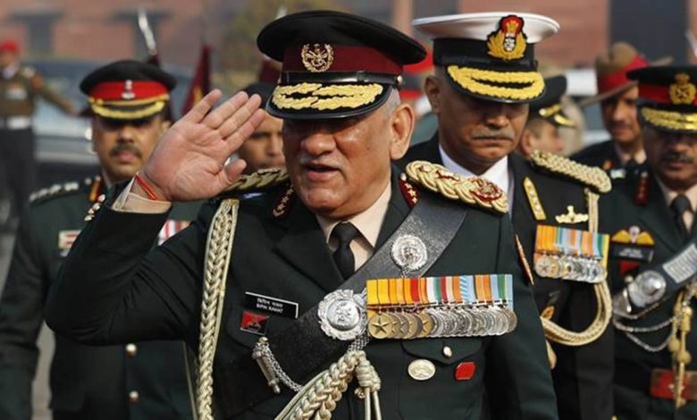 देश के जांबाज सिपाही सीडीएस जनरल बिपिन रावत को खोने पर बॉलीवुड शोक संतप्त, दी श्रद्धांजलि