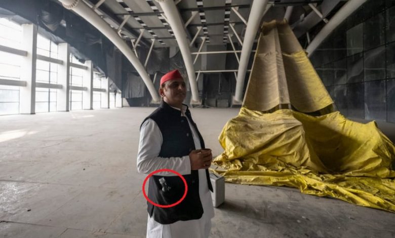 अखिलेश ने जेपीएनआईसी की बदहाली की तस्वीरें शेयर कीं तो योगी ने उनकी पॉकेट में रखी बोतल की