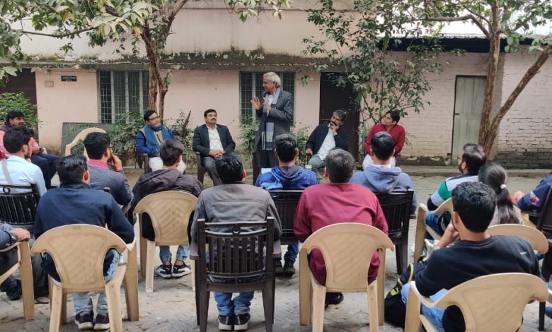 स्वराज विद्यापीठ में रचनात्मक लेखन कार्यशाला