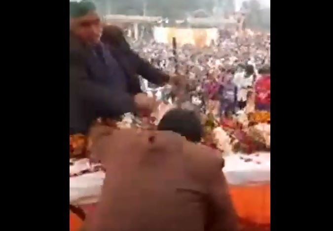 BJP विधायक को थप्पड़