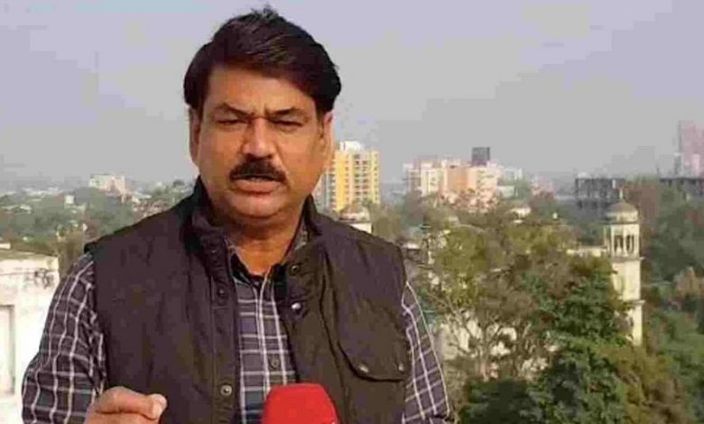 कमाल खान