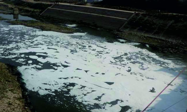 काशी की आंखों का पानी मर चुका है!