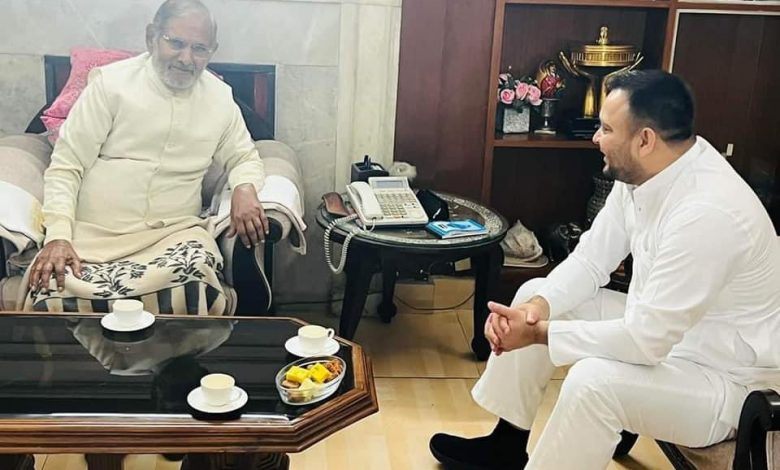 तेजस्वी यादव ट्विटर हैंडल