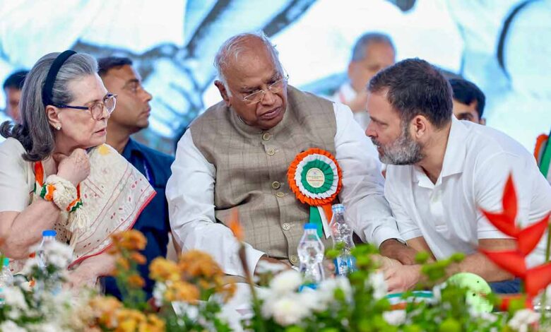 Congress leaders Sonia Gandhi , Kharge and Rahul Gandhi