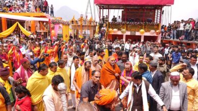 Photo of 500 वर्षों बाद ज्योतिर्मठ शंकराचार्य की ऐतिहासिक उपस्थिति: रम्माण उत्सव में दिया श्रीराम के धर्म का संदेश