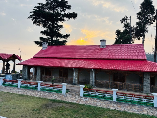 Anasakti Asram Kausani
