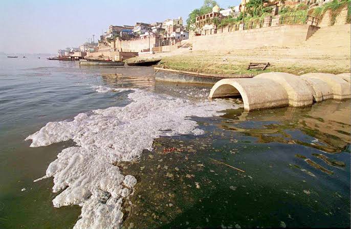 How pollution is destroying rivers 